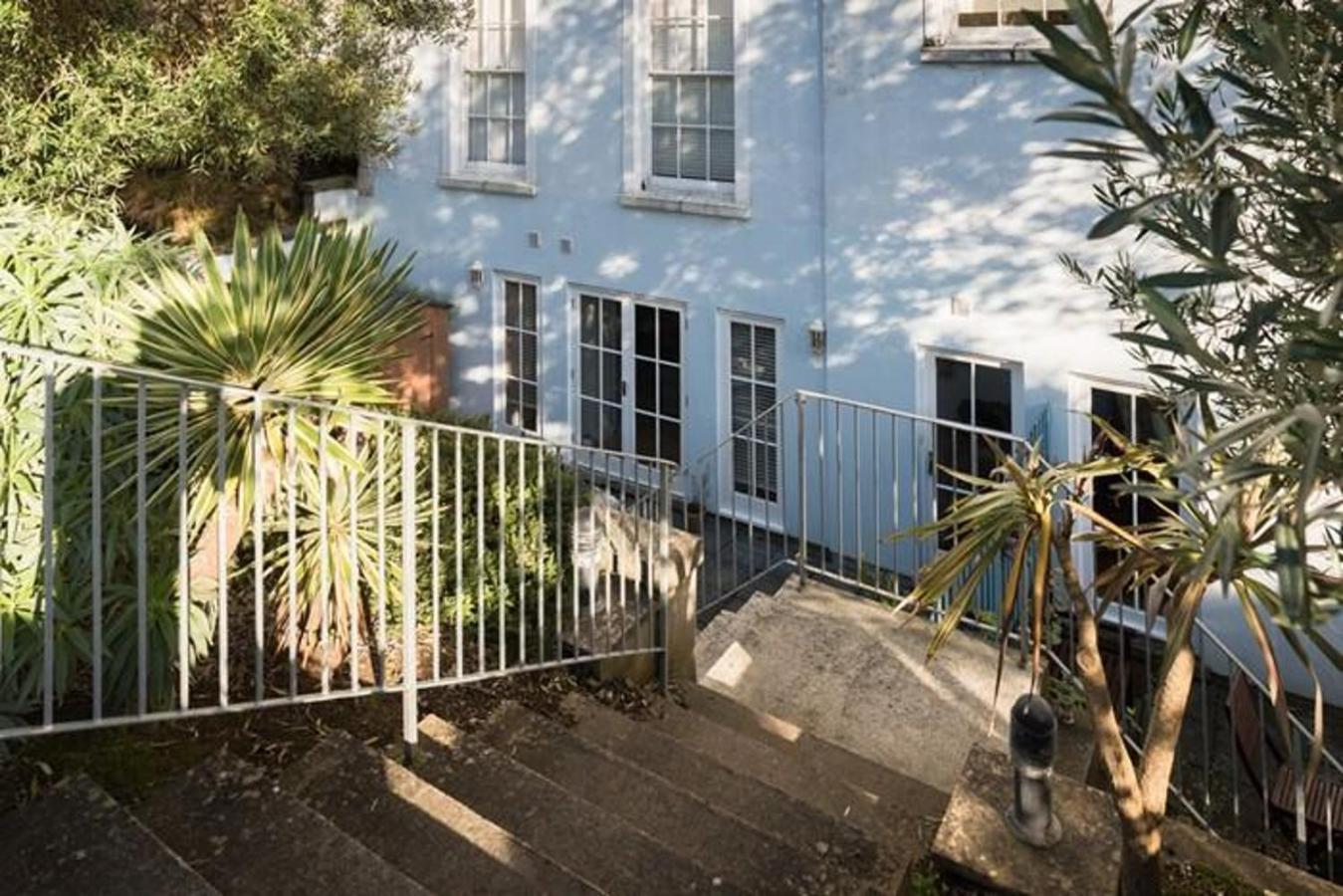 Apartment Stone's Throw - 2 Bed Centre Of Falmouth