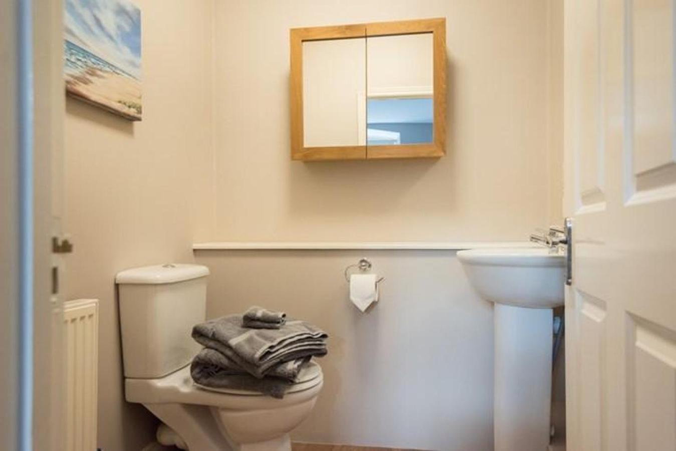 Apartment Stone's Throw - 2 Bed Centre Of